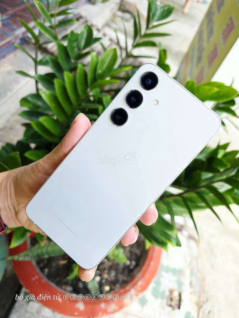 Samsung S24 Plus 5G 512GB Trắng 98%. Mua bán Điện thoại tại Thành phố Thuận An Bình Dương được đăng bởi MUỘI STORE  chuyên samsung  trả góp hình 1