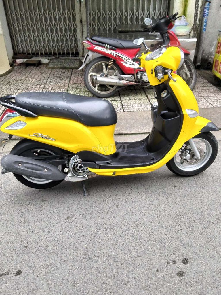 Xe máy Yamaha Nozza màu vàng, số tự động. Mua bán Xe máy tại Quận 12 Tp Hồ Chí Minh được đăng bởi Tien Dinh hình 6