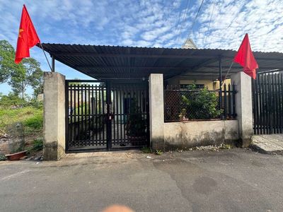 Bán nhà sát đg trần phú trung tâm hắc dịch phú mỹ,dt:5.6x29 giá 1.7ty. Mua bán đất tại Thị xã Phú Mỹ Bà Rịa - Vũng Tàu được đăng bởi Nguyễn Văn Nhâm