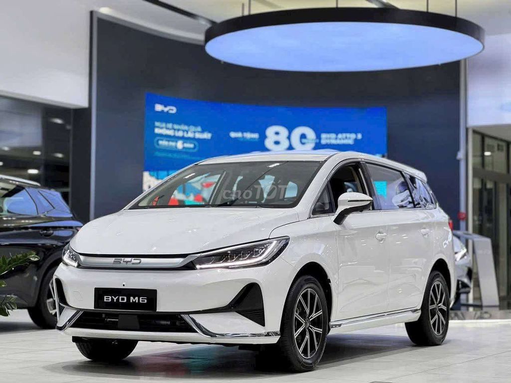 Ưu đãi Tháng 10 cho xe BYD  M6. Mua bán Ô tô tại Quận 10 Tp Hồ Chí Minh được đăng bởi BYD Sài Gòn hình 3