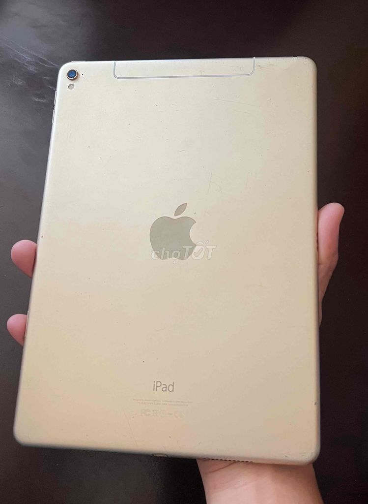 iPad Pro 9.7 inch - dùng sim 4G. Mua bán Máy tính bảng tại Quận 8 Tp Hồ Chí Minh được đăng bởi Thanh Đỗ hình 1