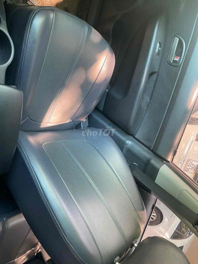 Kia Carens 2010 SX 2.0 AT - 95000 km. Mua bán Ô tô tại Huyện Thanh Trì Hà Nội được đăng bởi Tên chưa cung cấp hình 7