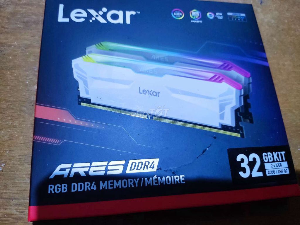 Lướt ram ddr4 lexar 32gb led 4000 (2x16gb)