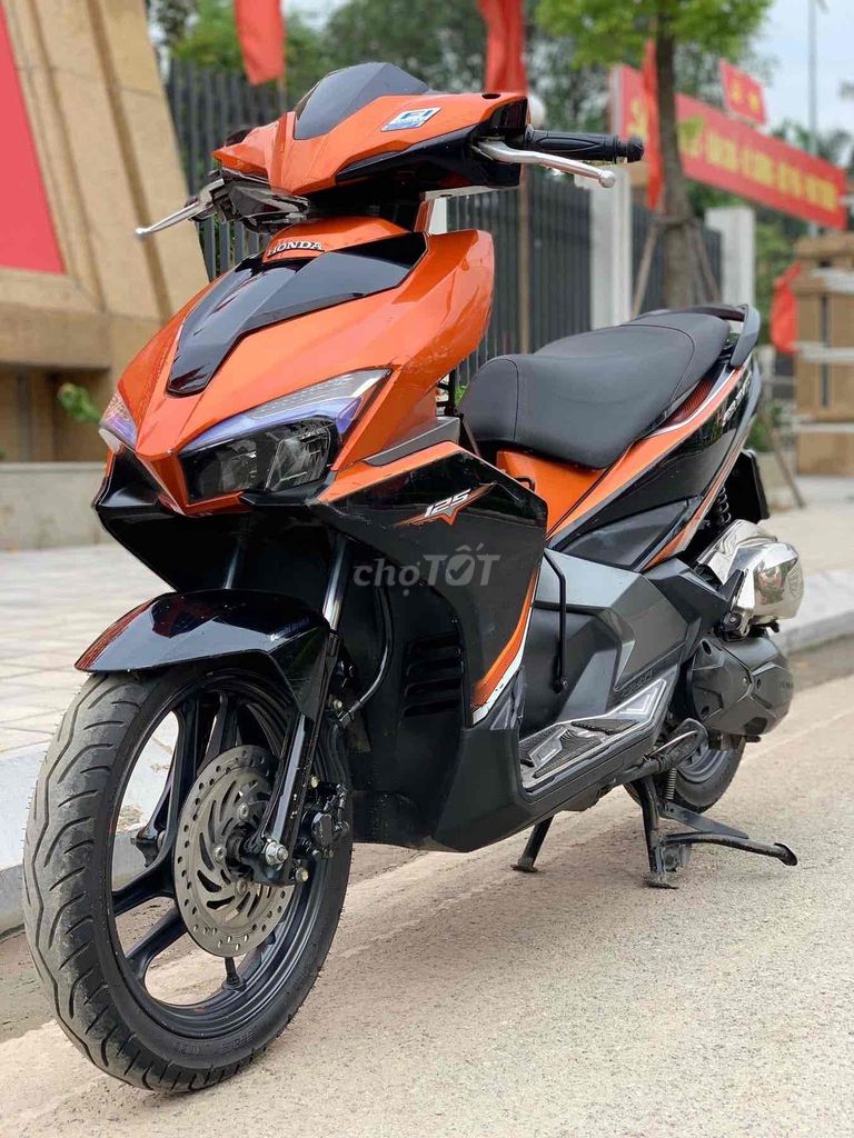 Bán xe blade máy zin sơn zin dán kín nylon chính c. Mua bán Xe máy tại Huyện Thanh Trì Hà Nội được đăng bởi xe máy chính hãng hình 2