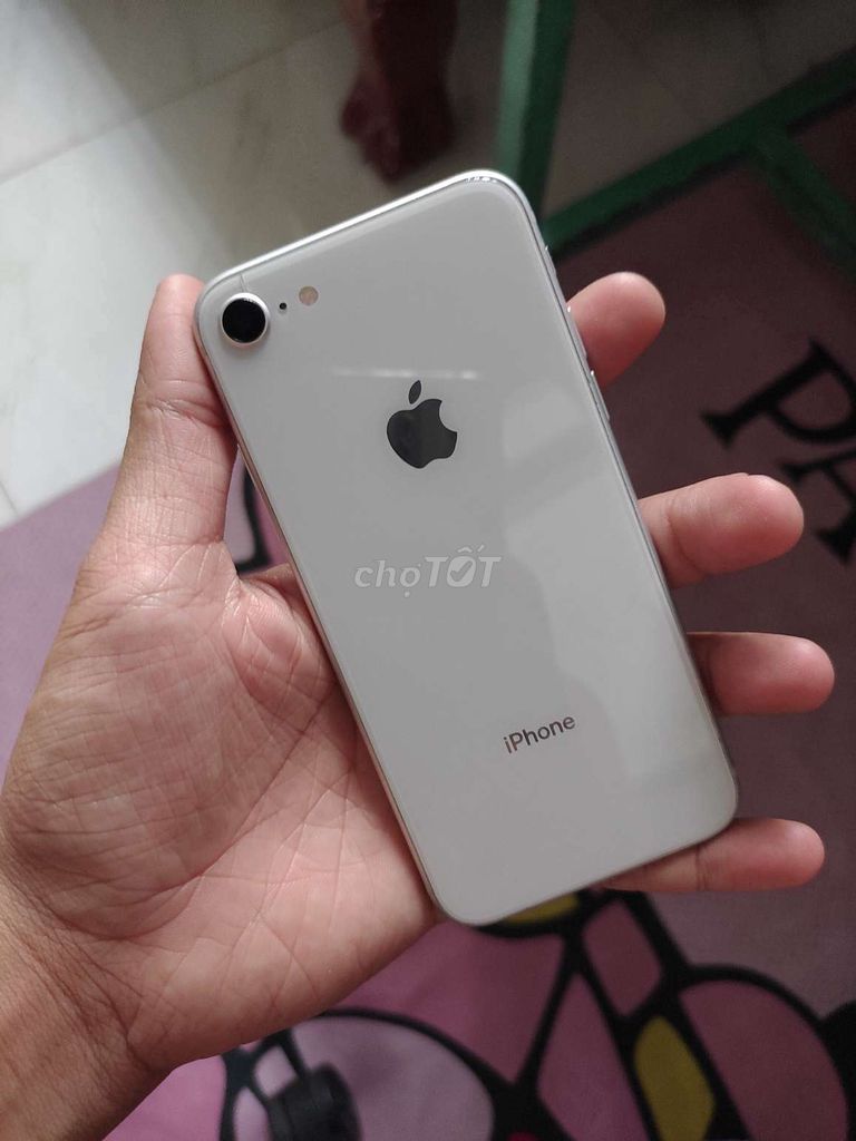 e bán iphone 8 128GB Trắng nứt nhẹ full chức năng. Mua bán Điện thoại tại Thị xã Bến Cát Bình Dương được đăng bởi Phạm Tấn Lợi hình 1