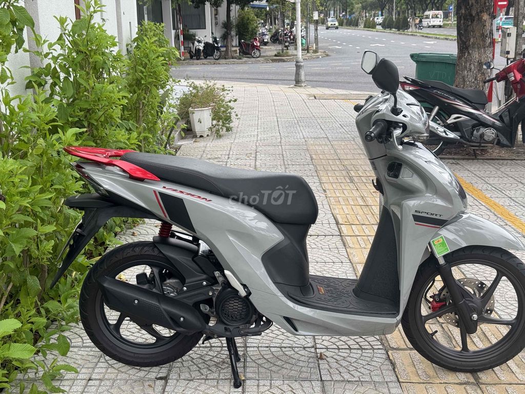 Honda Vision 2025 Xám 7km bs 77