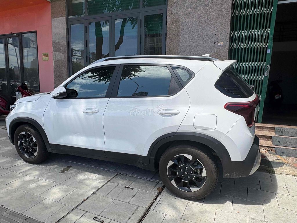 Kia Sonet 2025 белый