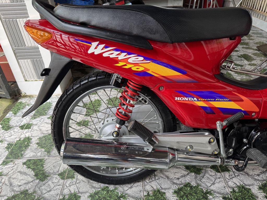 Cần bán wave 110 đời 1998 xe màu đỏ. Mua bán Xe máy tại Quận Cái Răng Cần Thơ được đăng bởi Hoàng bảo Cao hình 2