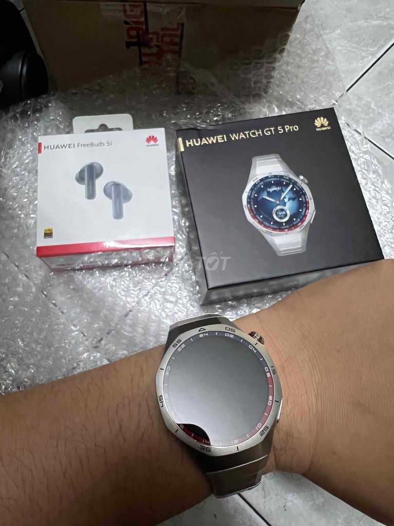 Đồng Hồ Huawei GT5 pro Full Titanium 99% Pin Trâu.. Mua bán Thiết bị đeo thông minh tại Quận Bình Tân Tp Hồ Chí Minh được đăng bởi Tiến Thịnh hình 1