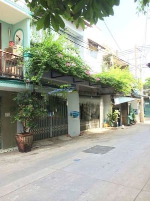 CHO THUÊ NHÀ HXH TÔN THẤT THUYẾT - QUẬN 4 - NGANG 8M. Cho thuê văn phòng, mặt bằng kinh doanh tại Quận 4 Tp Hồ Chí Minh được đăng bởi Hồng Nghĩa Chuyên Cho Thuê  