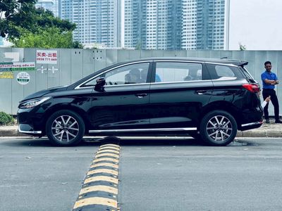 BYD M6 2025. Mua bán Ô tô tại Quận 10 Tp Hồ Chí Minh được đăng bởi Ngọc Trúc