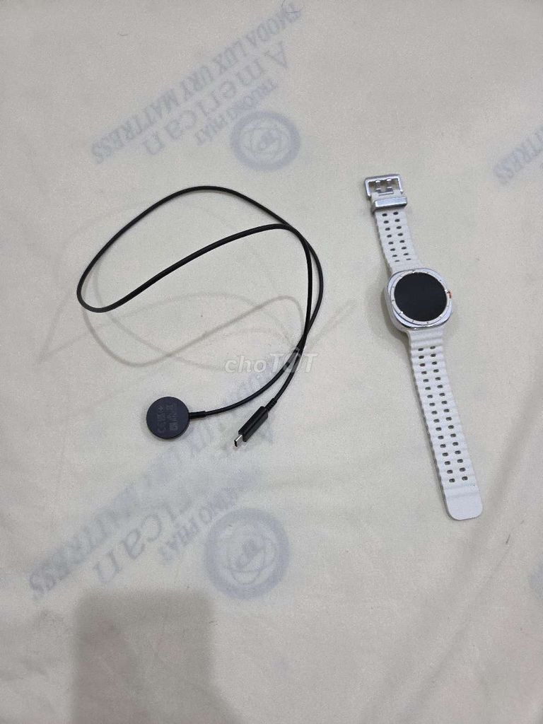 Samsung Galaxy Watch Ultra Trắng Như mới. Mua bán Thiết bị đeo thông minh tại Thành phố Vũng Tàu Bà Rịa - Vũng Tàu được đăng bởi Phúc Nhật Nguyễn Ngọc hình 1