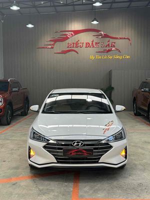 Hyundai Elantra 2020 MT