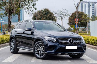 Mercedes Glc300 Sản xuất 2017. Mua bán Ô tô tại Quận Thanh Xuân Hà Nội được đăng bởi Quân Q Auto