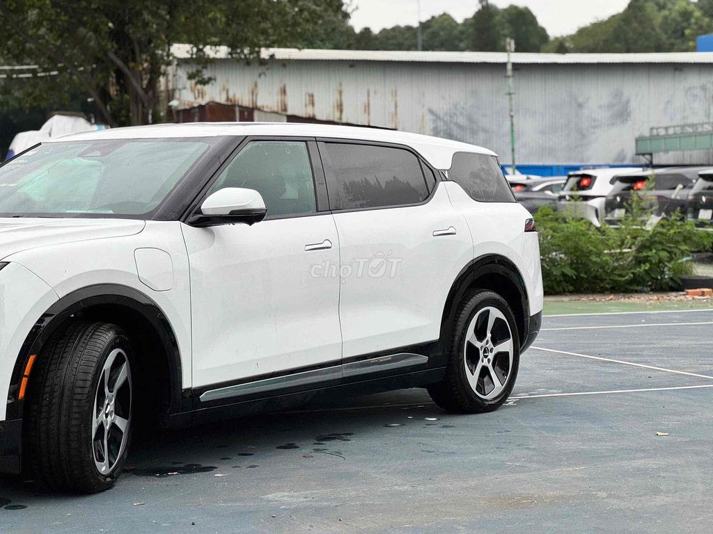 VinFast VF9 2025 Eco. Mua bán Ô tô tại Thành phố Thủ Đức Tp Hồ Chí Minh được đăng bởi TRẦN MINH VƯƠNG hình 9