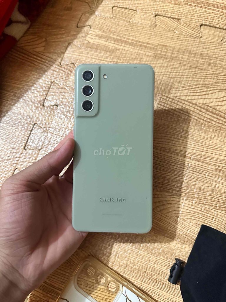 Samsung S21 FE 8GB/256GB Xanh lá. Mua bán Điện thoại tại Quận Bình Tân Tp Hồ Chí Minh được đăng bởi Hoàng Hải hình 1