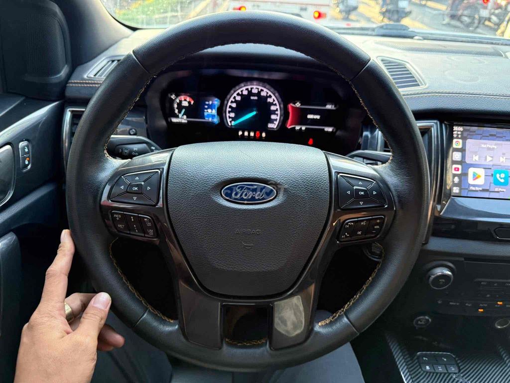 Ford Ranger 2020 WILDTRAK 2.0L 4x4 AT - 30000 km. Mua bán Ô tô tại Thành phố Biên Hòa Đồng Nai được đăng bởi Bạch Hoàng Nam hình 5