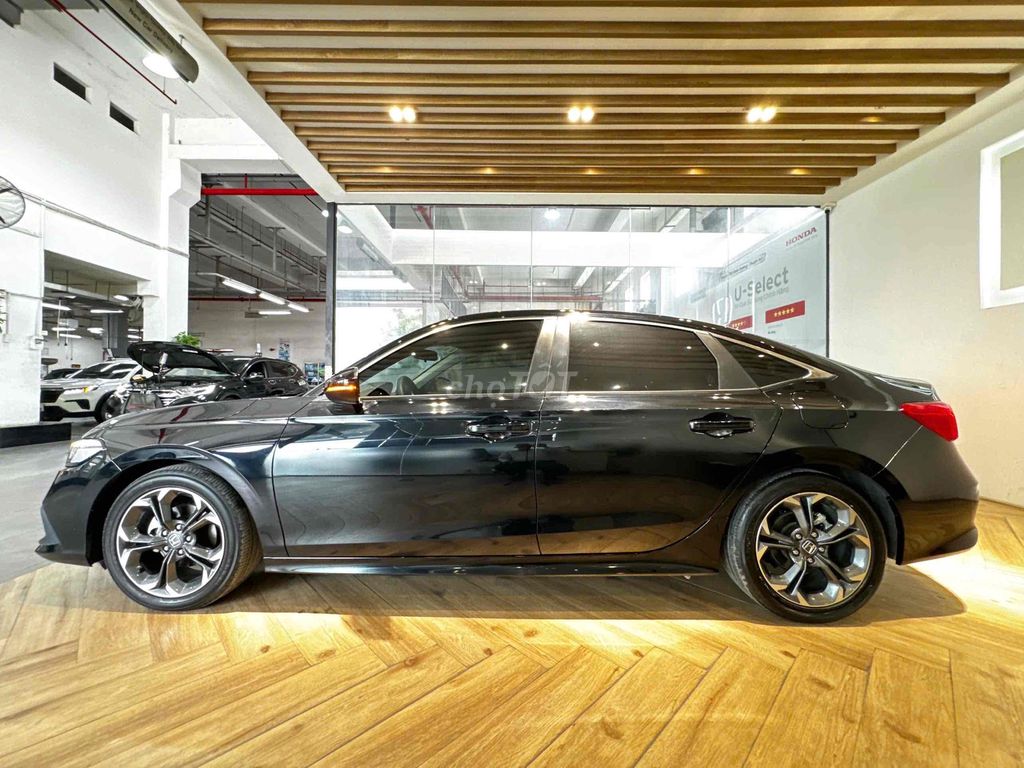 Honda Civic 2022 G 1.5 AT - 34000 km. Mua bán Ô tô tại Thành phố Thuận An Bình Dương được đăng bởi thanh hình 4