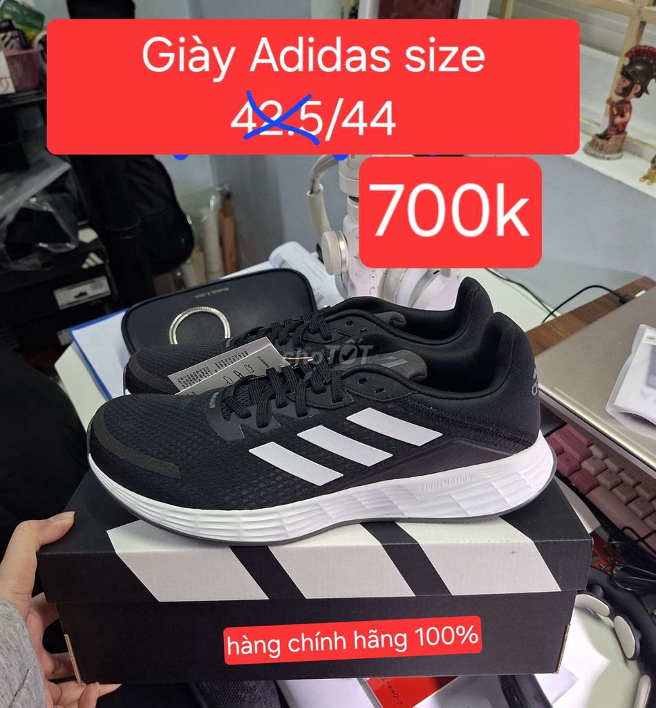 Giày Adidas Nam Đen size 44. Mua bán Giày dép tại Huyện Thanh Trì Hà Nội được đăng bởi Hằng Nguyễn hình 1