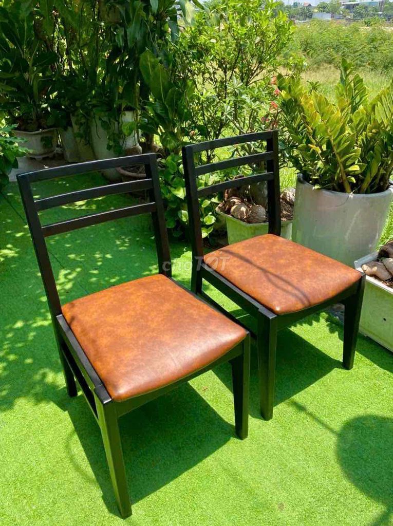 Mình cần thanh lý 50 ghế nệm da bò gỗ tốt 🌻🌷☘️. Mua bán Bàn ghế tại Huyện Bình Chánh Tp Hồ Chí Minh được đăng bởi Thuý Mai hình 1