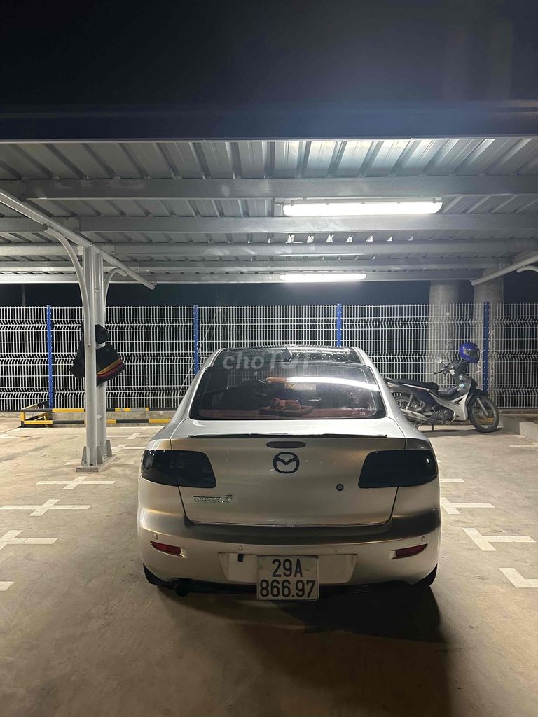 Mazda 3 2004 1.6 MT - 20 km