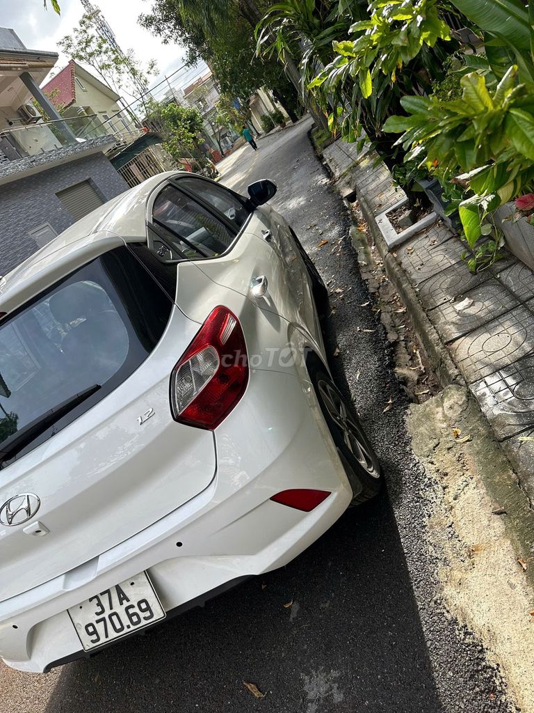 Bán Hyundai Grand i10 2022. Mua bán Ô tô tại Thành phố Vinh Nghệ An được đăng bởi Chị Hoa hình 4