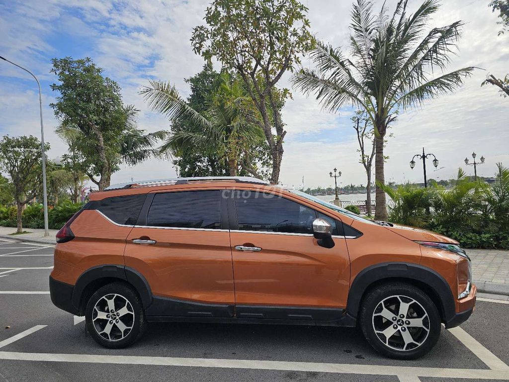 Mitsubishi Xpander Cross 2020 Nâu cam 90000 km. Mua bán Ô tô tại Huyện Đông Anh Hà Nội được đăng bởi lương thanh tùng hình 4