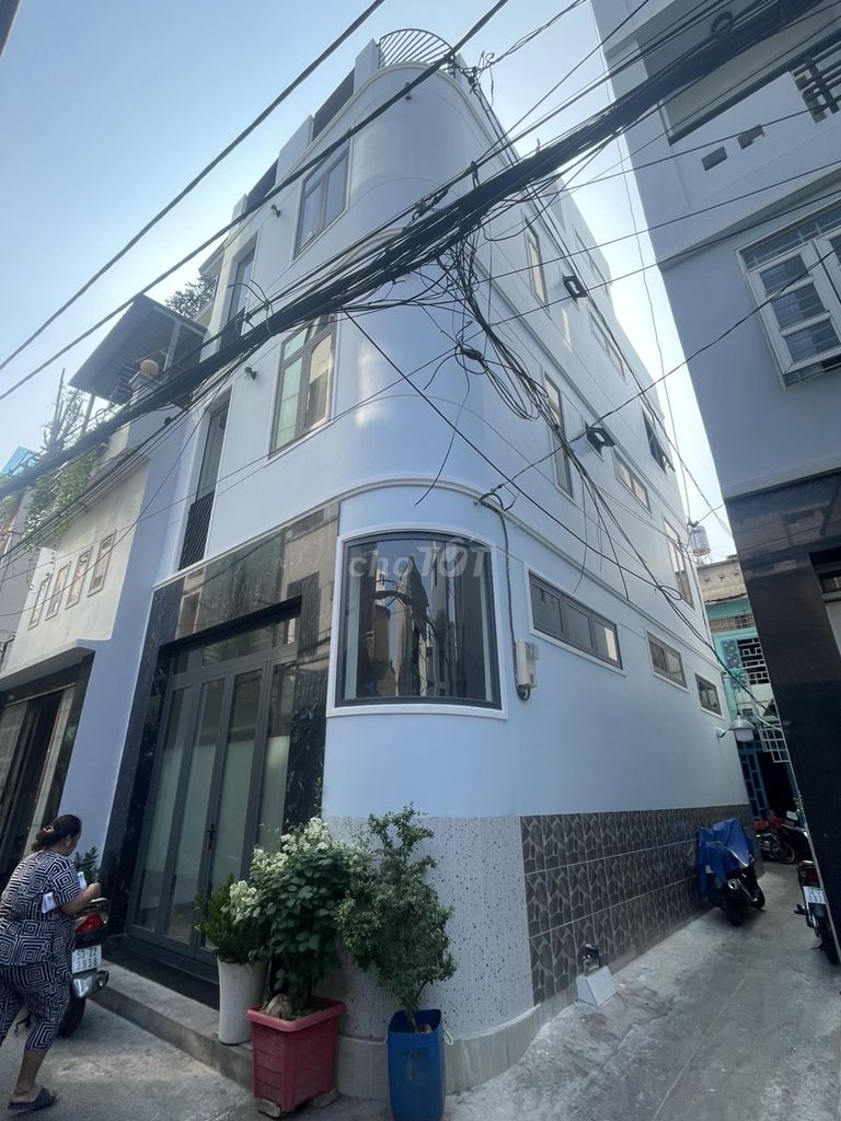 Nhà Mới Xây 4 Lầu Đẹp Góc 3 MT Hẻm CX Nguyễn Cảnh Chân,P.N.Cư Trinh,Q1