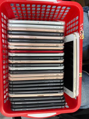 Apple iPhone 8 Đa màu Đã dùng