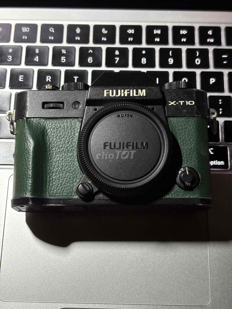 Máy ảnh Fujifilm XT10. Mua bán Máy ảnh, Máy quay tại Quận Gò Vấp Tp Hồ Chí Minh được đăng bởi Trung Nguyen hình 1