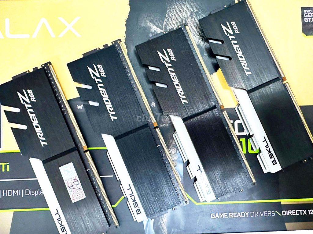 Còn 4 que ram gskill tridenz 8gb buss 3000 led đẹp. Mua bán Linh kiện (RAM, Card...) tại Quận Hải Châu Đà Nẵng được đăng bởi Thiên An  hình 1