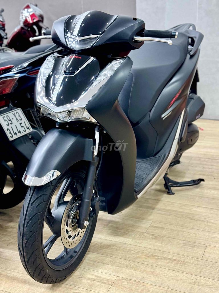 SHVN 150i ABS 2022 ĐKLĐ 2023 Full Black 9 chủ ký