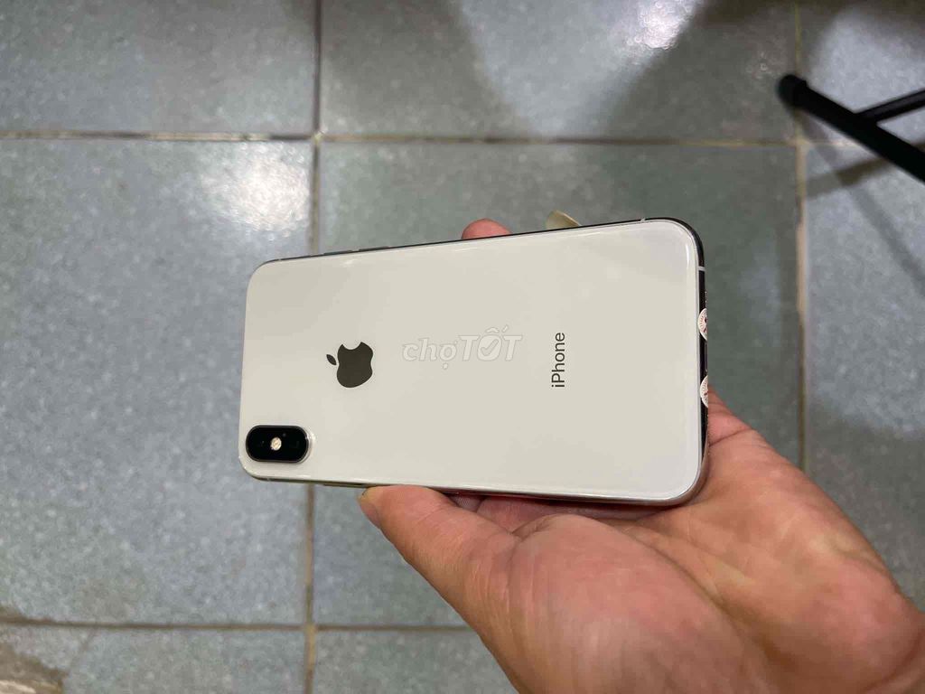 Apple iPhone Xs 64GB Trắng Đã sử dụng. Mua bán Điện thoại tại Quận Nam Từ Liêm Hà Nội được đăng bởi Bùi Thơm hình 1