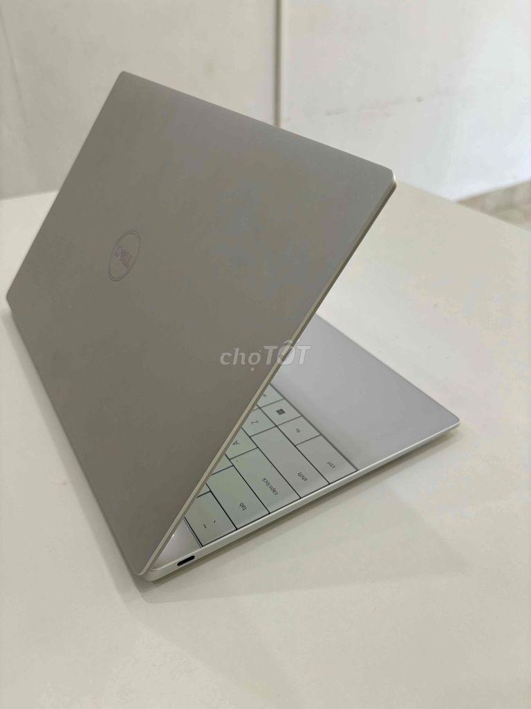 Dell XPS 9320 i7-1260P 16GB/476GB SSD Bạc. Mua bán Laptop tại Quận Đống Đa Hà Nội được đăng bởi Phạm Duy Đức hình 1