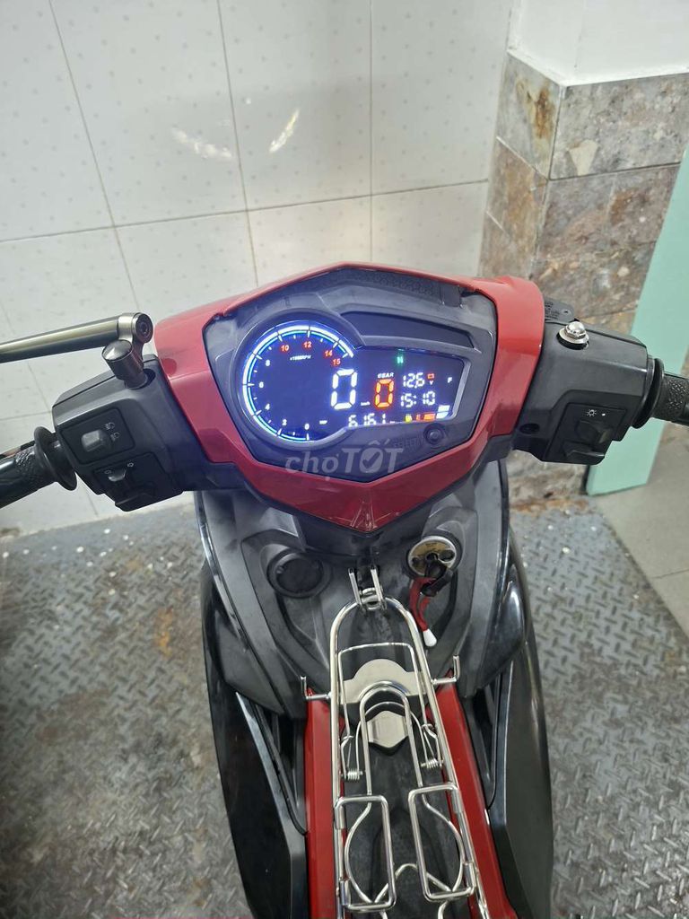 Возбудитель Yamaha 150 RC красный черный