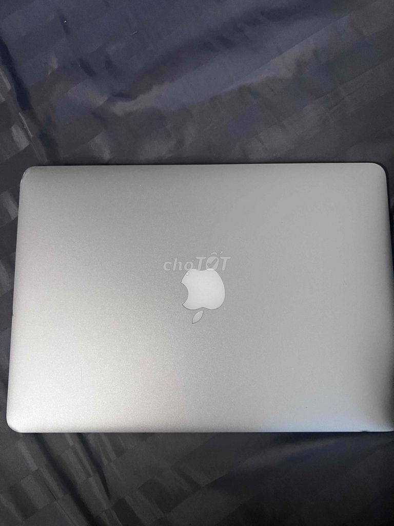 Apple Macbook Air 2015 i5 4GB/128GB Bạc. Mua bán Laptop tại Quận Liên Chiểu Đà Nẵng được đăng bởi Nguyễn Kim Huy hình 1