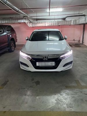 Bán xe Honda Accord 2021 - Màu trắng ngọc