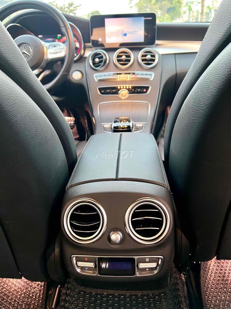 Mercedes Benz C Class 2019 C 300 AMG - 93000 km. Mua bán Ô tô tại Huyện Bù Đăng Bình Phước được đăng bởi nguyễn văn tiến hình 12