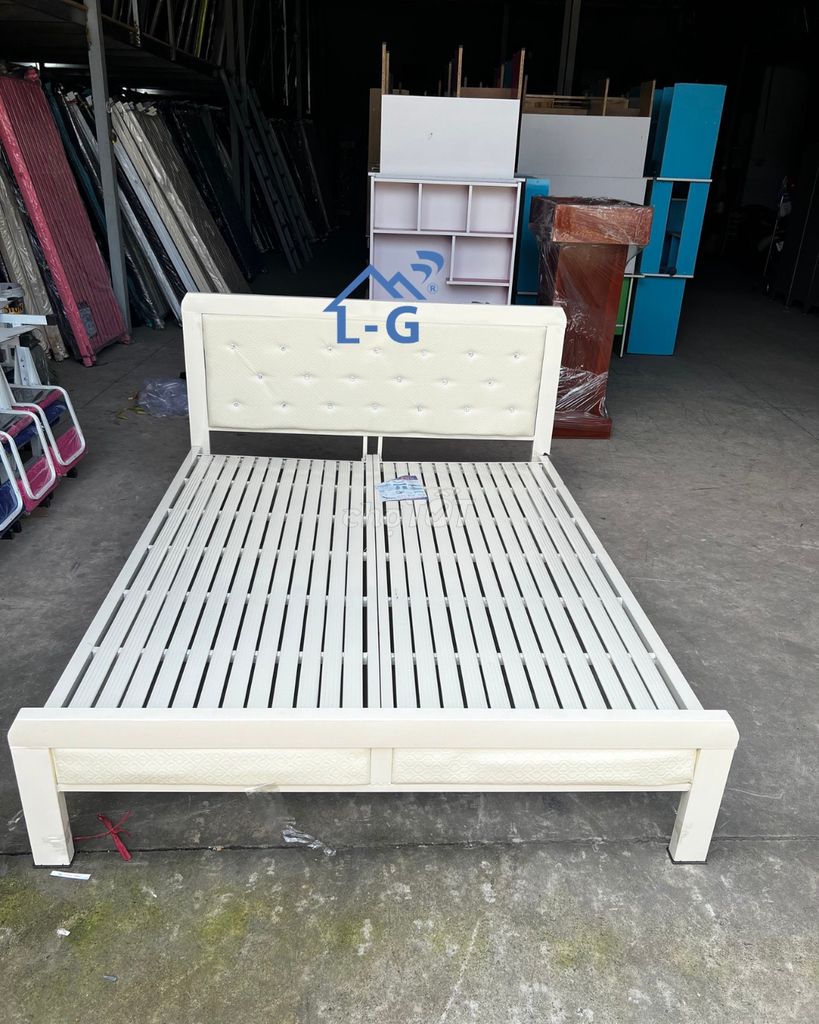 Giường sắt Giường sắt Giường sắt Giường sắt Giường. Mua bán Giường, chăn ga gối nệm tại Huyện Nhà Bè Tp Hồ Chí Minh được đăng bởi Lâm Gia Home hình 1