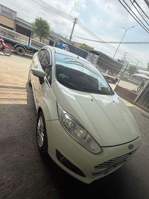 Ford Fiesta 2014 Trắng 101.000 km