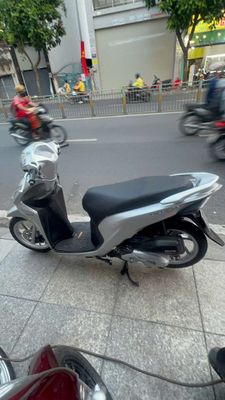 Honda Vision 2016 Bạc Đã sử dụng