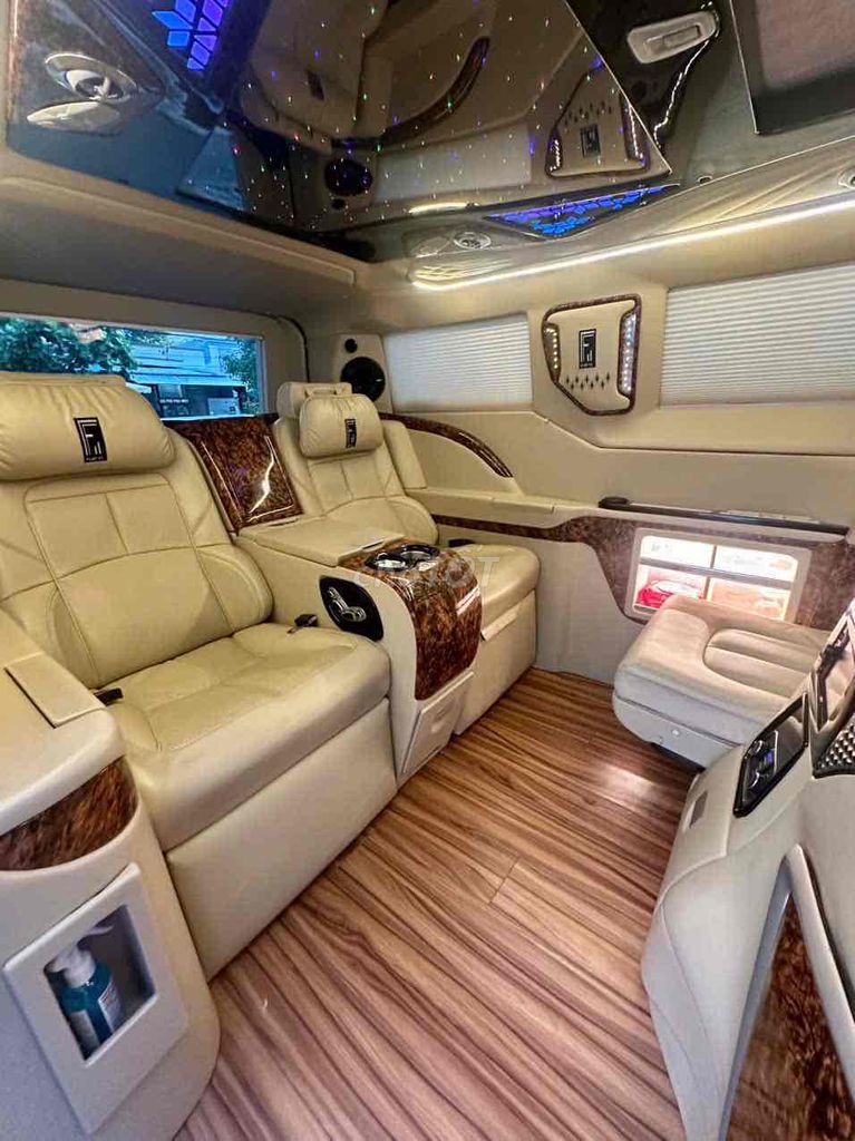 Ford Tourneo 2019 XE VIP SỰ KIỆN. Mua bán Ô tô tại Quận 12 Tp Hồ Chí Minh được đăng bởi Sơn cầu tham lương hình 12