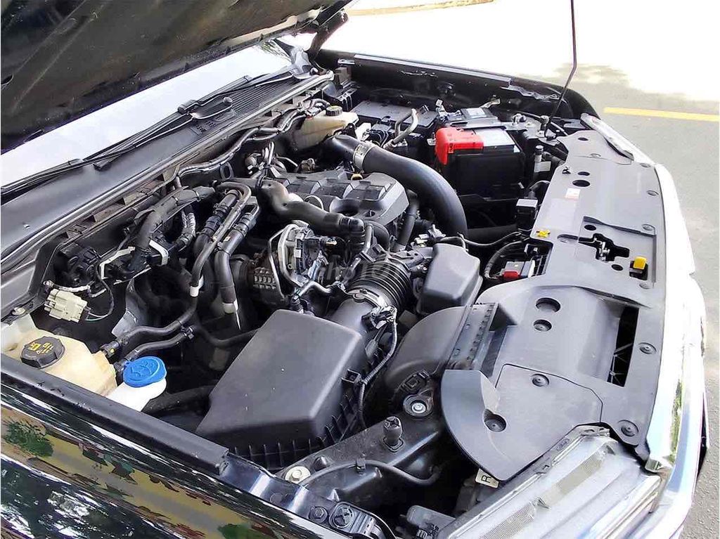 SIÊU LƯỚT 28.000 KM - CHẤT XE ĐẸP 1 CHỦ KHÔNG LỖI💯. Mua bán Ô tô tại Quận Gò Vấp Tp Hồ Chí Minh được đăng bởi DH AUTO FORD CHUYÊN XE FORD LƯỚT CHẤT LƯỢNG CAO hình 17