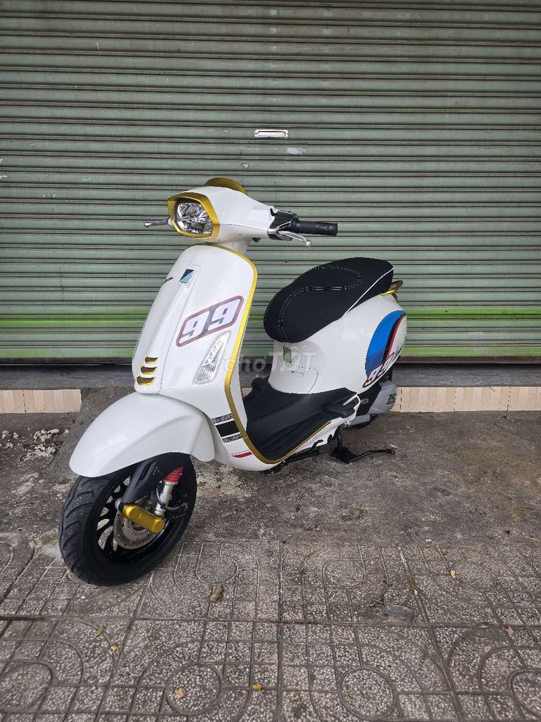 Vespa Sprint 150. Mua bán Xe máy tại   được đăng bởi Lương Bằng hình 3