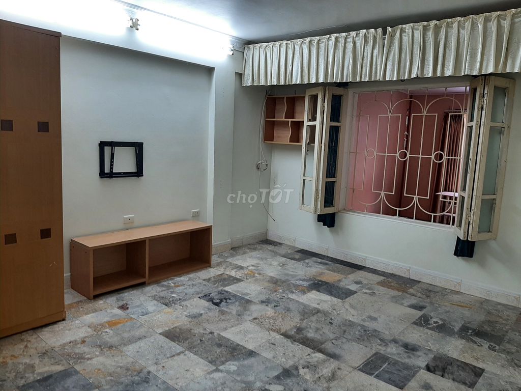 Cho thuê Căn hộ nhà K8, Bách Khoa, Hai Bà Trưng, Hà Nội. Cho thuê căn hộ/chung cư tại Quận Hai Bà Trưng Hà Nội được đăng bởi Anh Khai hình 4