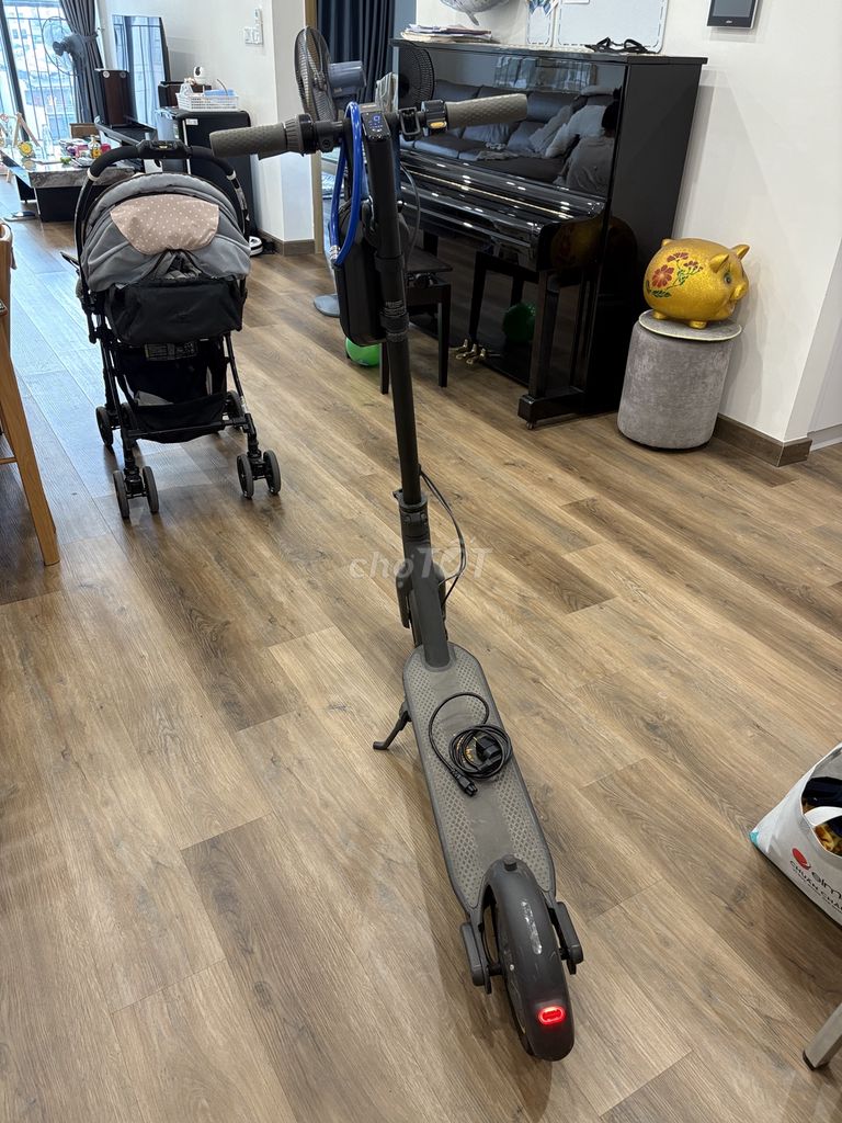 Bán xe scooter g30 mua tai xiaomi world. Mua bán Xe điện tại Quận Long Biên Hà Nội được đăng bởi Ta Hoang Hai hình 2