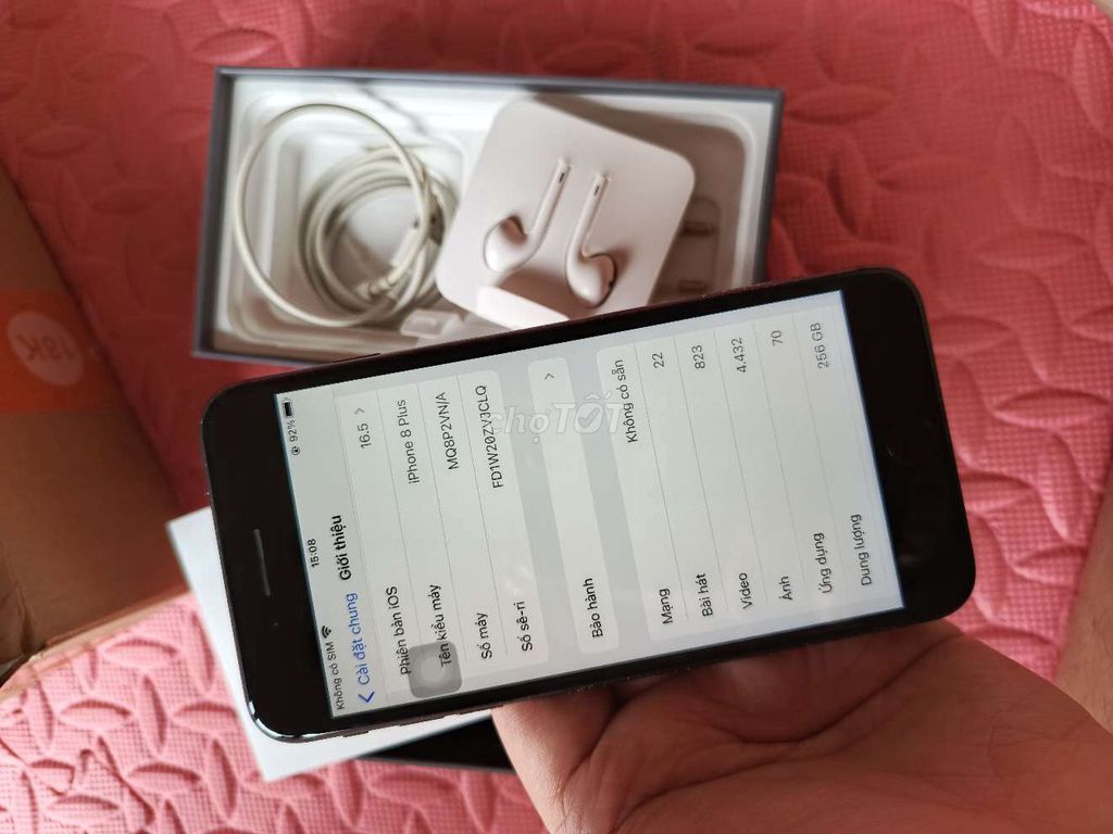 Thanh lýiPhone 8 Plus 256GB VN/A. Mua bán Điện thoại tại Quận Tây Hồ Hà Nội được đăng bởi Thế Anh hình 1