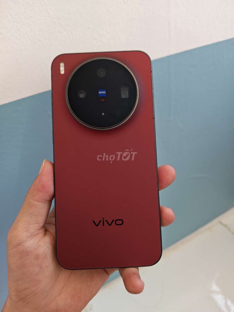 Vivo X300 12/256GB Pin 100 Đỏ. Mua bán Điện thoại tại Quận Gò Vấp Tp Hồ Chí Minh được đăng bởi Tuyết hình 1