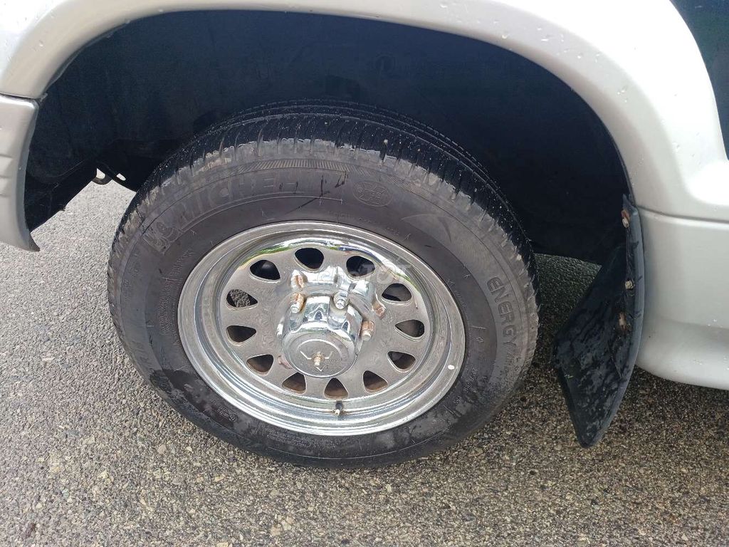 Mitsubitshi pạero sx 2002 2 câu 4 x 4. Mua bán Ô tô tại Huyện Long Điền Bà Rịa - Vũng Tàu được đăng bởi oto  ngô gia phat vung tau hình 4