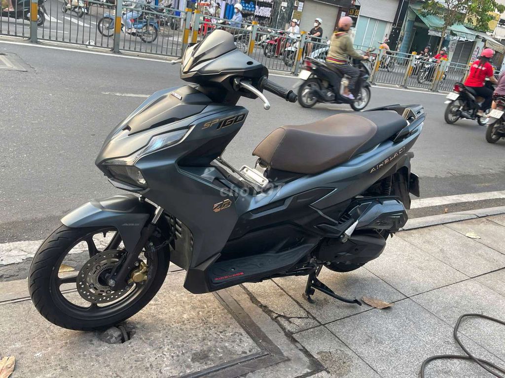 Honda air blade 160 ABS 2023 mới 90% Bstp chính ch. Mua bán Xe máy tại Quận Tân Phú Tp Hồ Chí Minh được đăng bởi Tuanduy hình 1